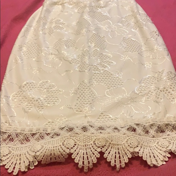 Strapless white floral dress - Picture 2 of 3